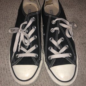 Black Classic Converse